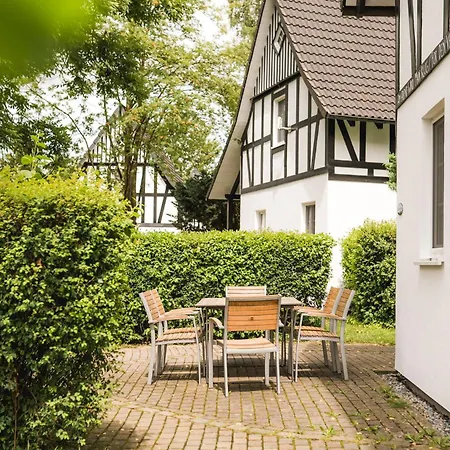 Hof Koehne - Doppelhaus - Dreifachhexe * Schmallenberg